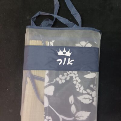 מחצלת ממותגת