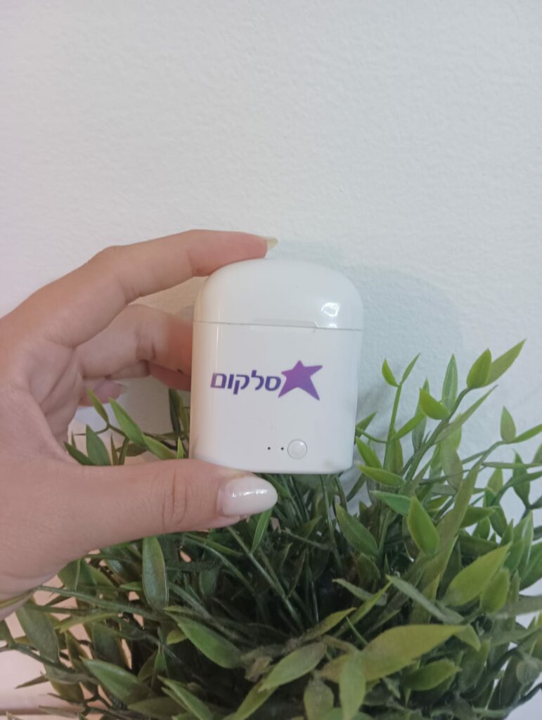 אוזניות בלוטוס ממותגות