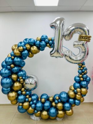 קשת בלונים