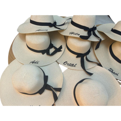 כובע קש עם שם