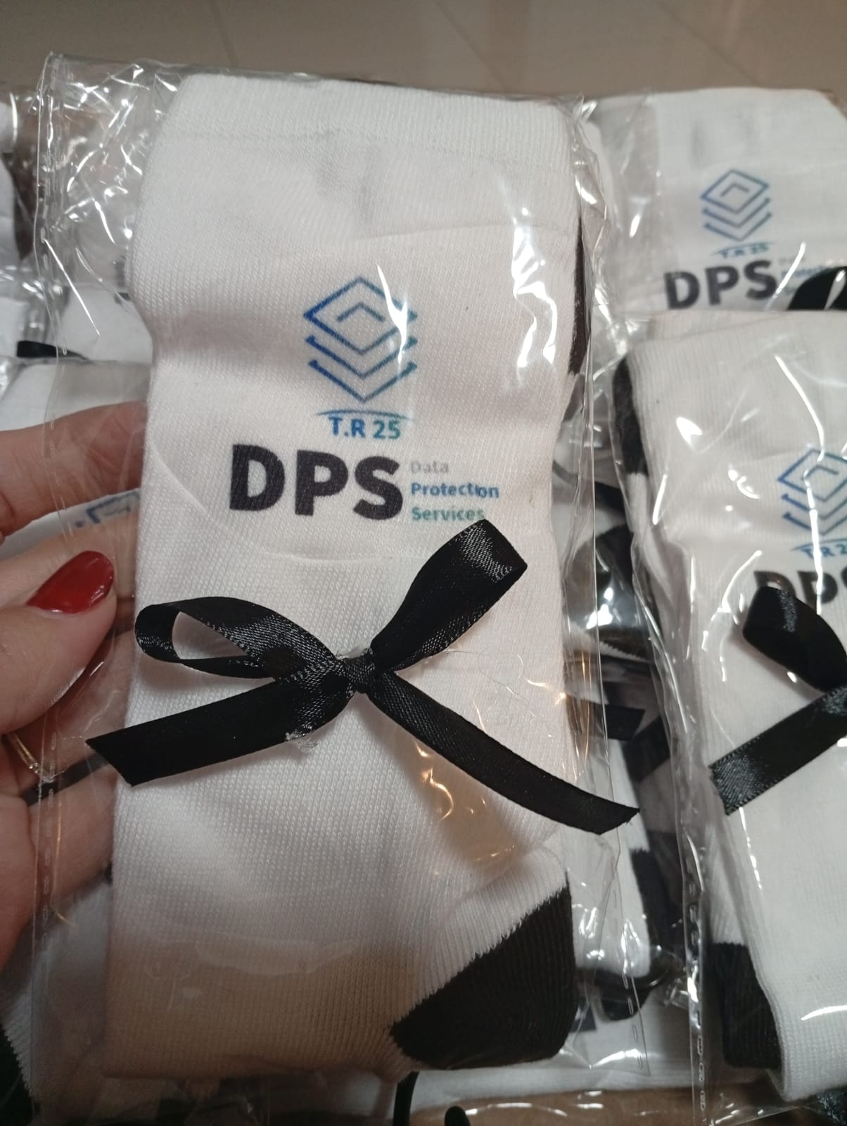 גרביים ממותגות – מידות בוגרים