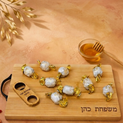 מארז קרש חיתוך - דגם שנה טובה